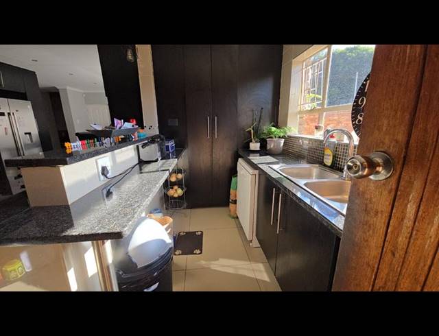 4 BEDROOM HOUSE FOR SALE IN DORANDIA